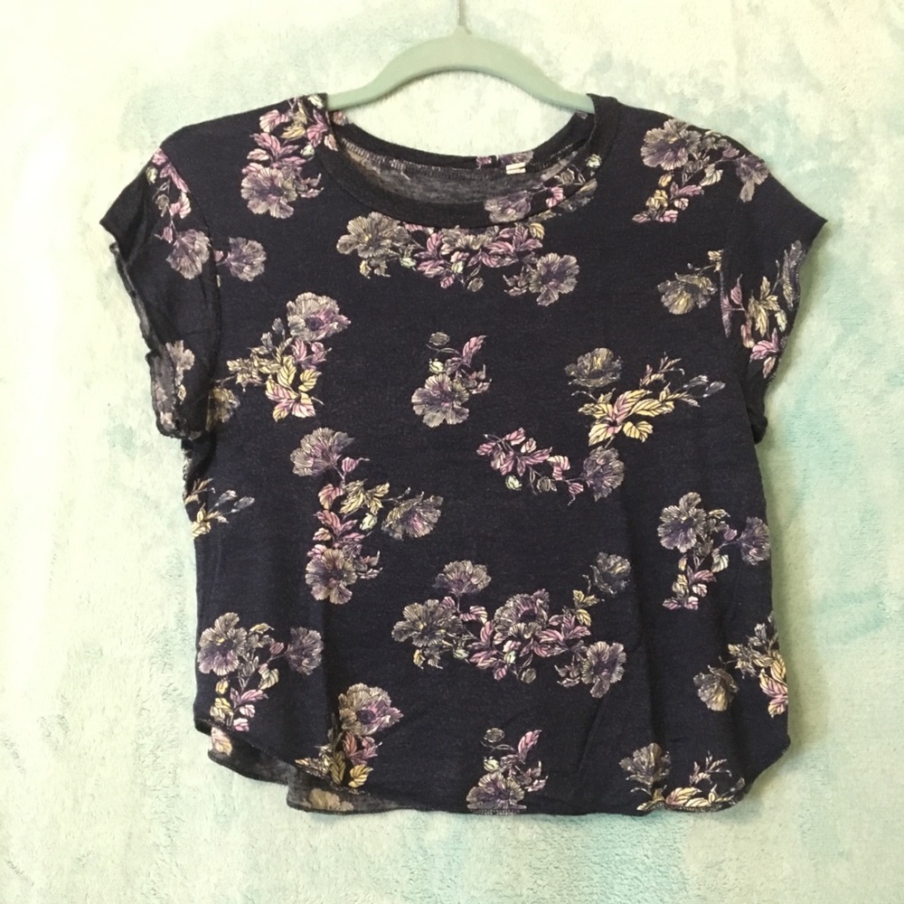 Navy Lavender Floral Crop Top extra soft material